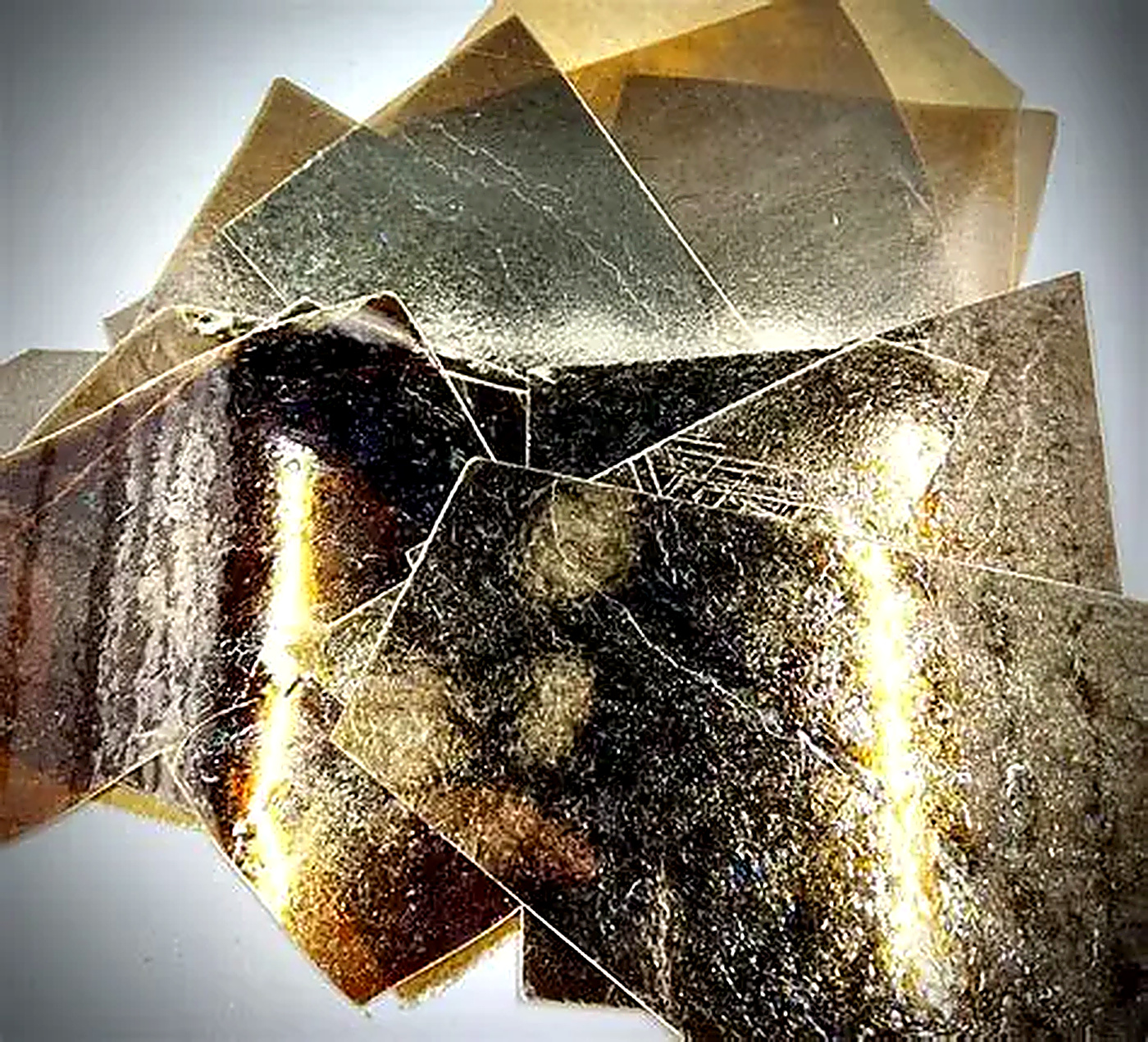 Golden Phlogopite mica flakes
